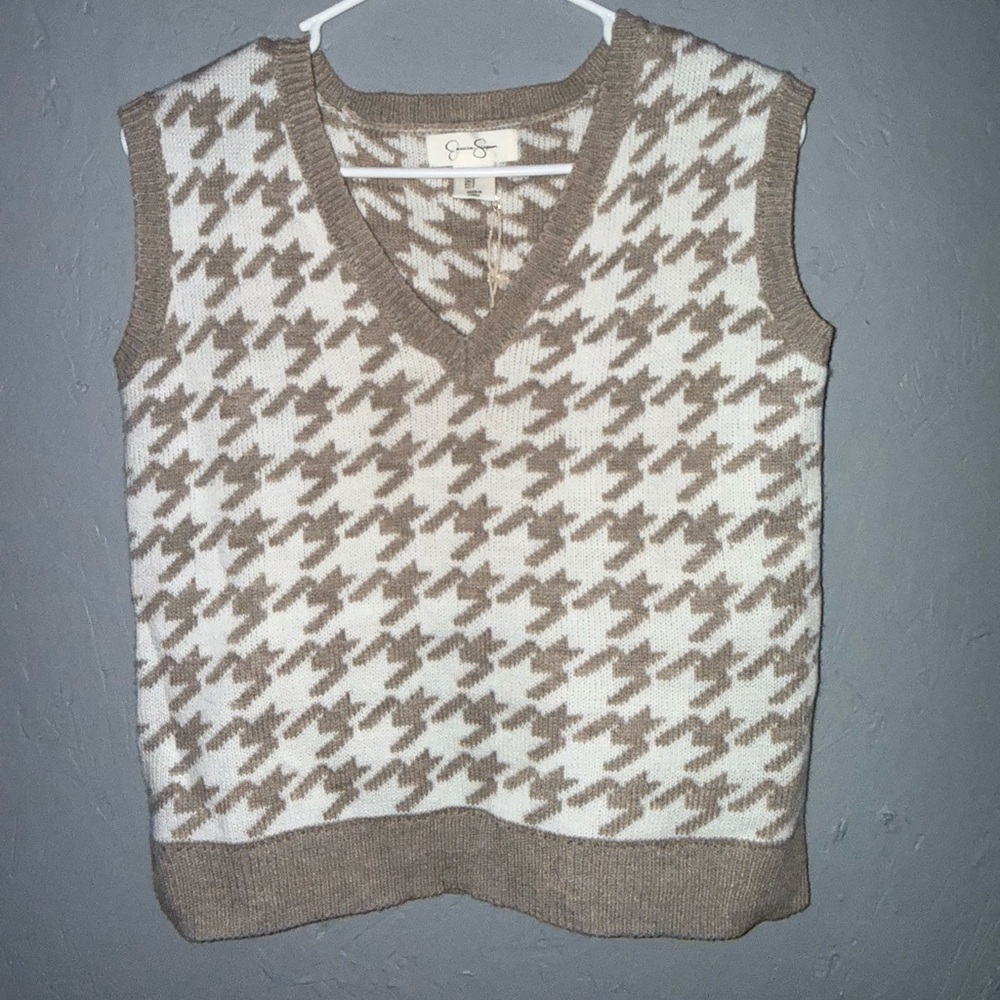Jessica Simpson Tan and Cream Knit Vest